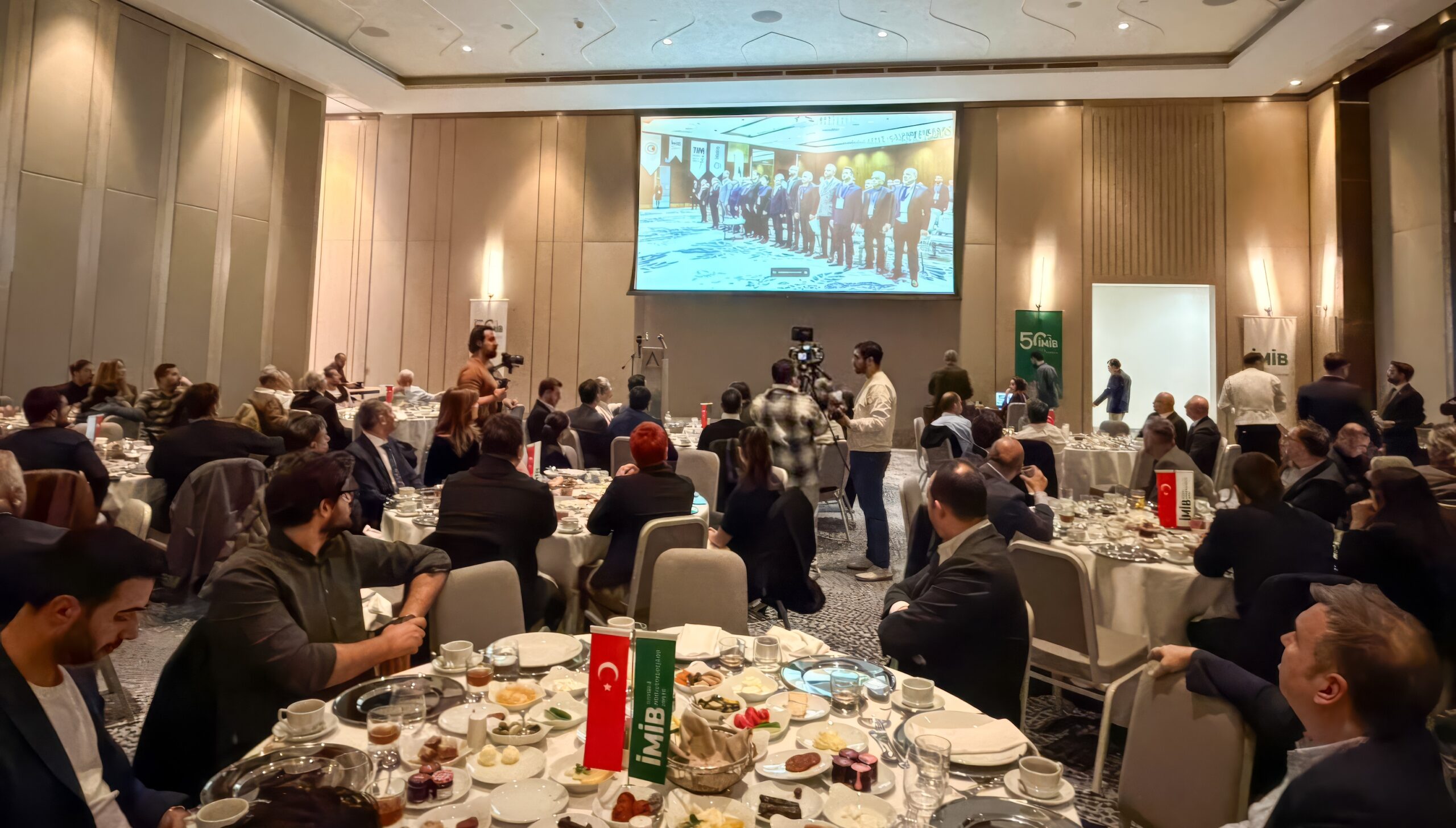 ‘Türk doğal taşının marka yolculuğu sürmeli’