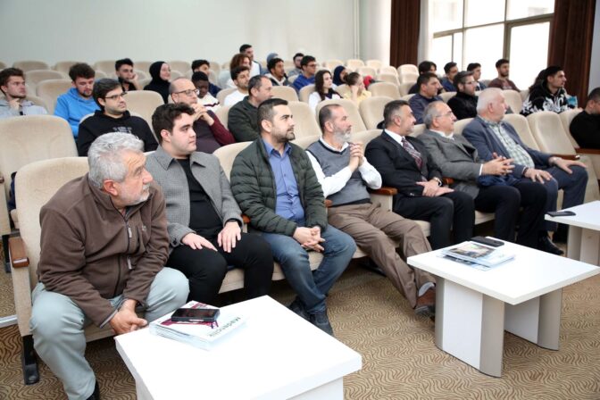 Prof. Dr. Kapageridis, Yunanistan Mermer Endüstrisini Anlattı