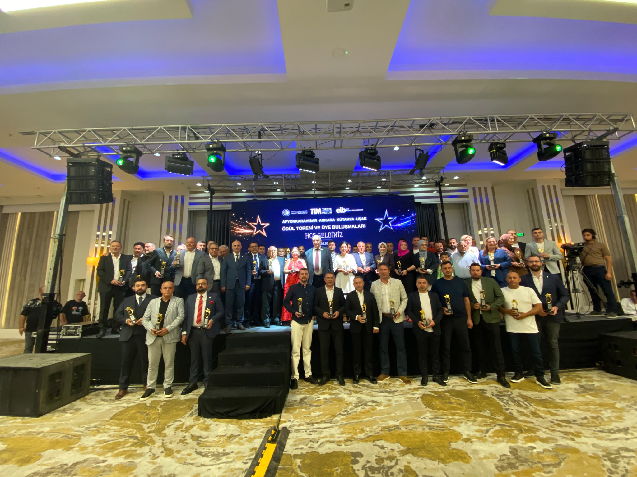 EMİB, Afyonkarahisar’daki Üyelerini Ödüllendirdi