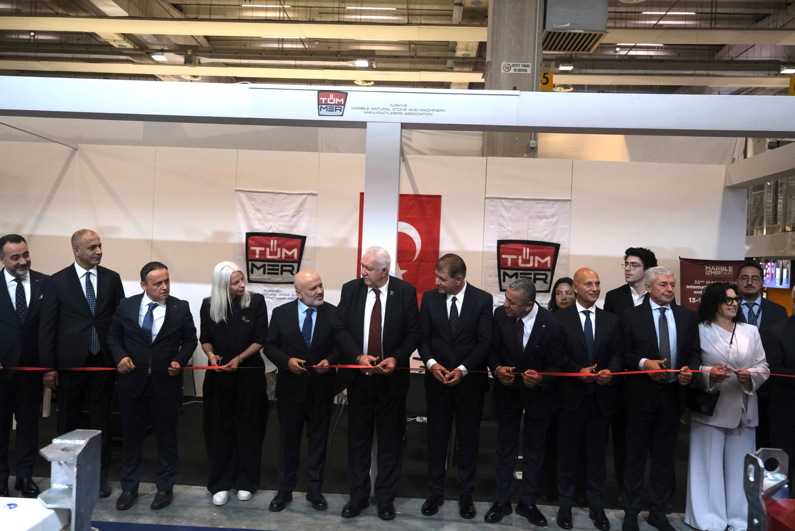 TÜMMER standı Marmomac 2026’nın ilk gününde sektör temsilcilerini ağırladı